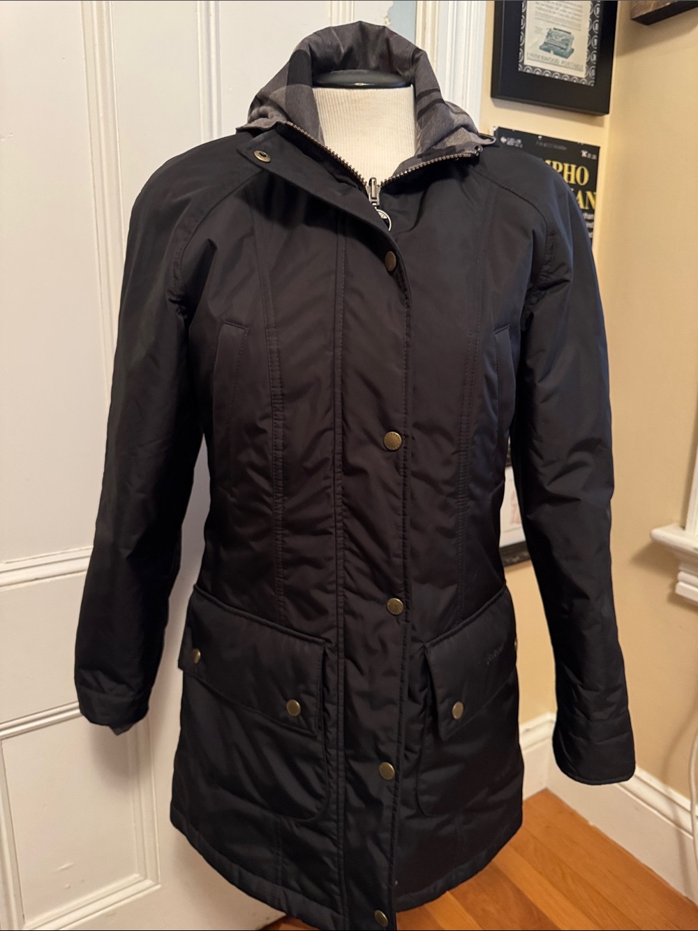 Barbour Reversible Women’s Winter Tartan  Black Field Coat Gray Plaid Lining